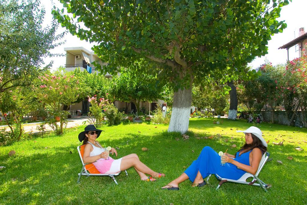 Apartments Skardoutsou Agiokampos  Dış mekan fotoğraf