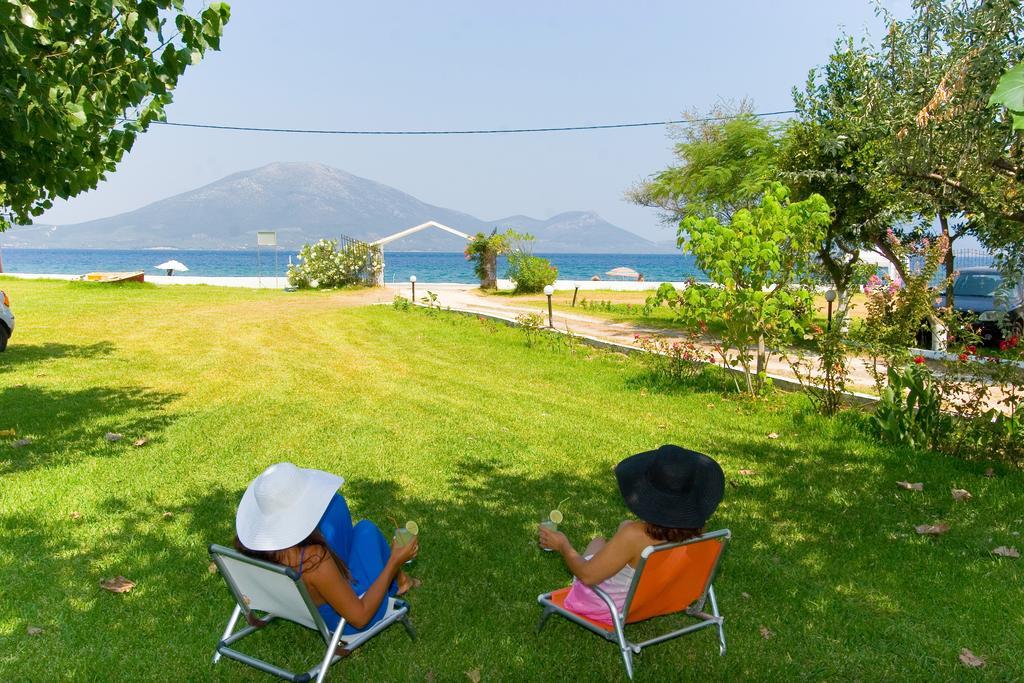 Apartments Skardoutsou Agiokampos  Dış mekan fotoğraf